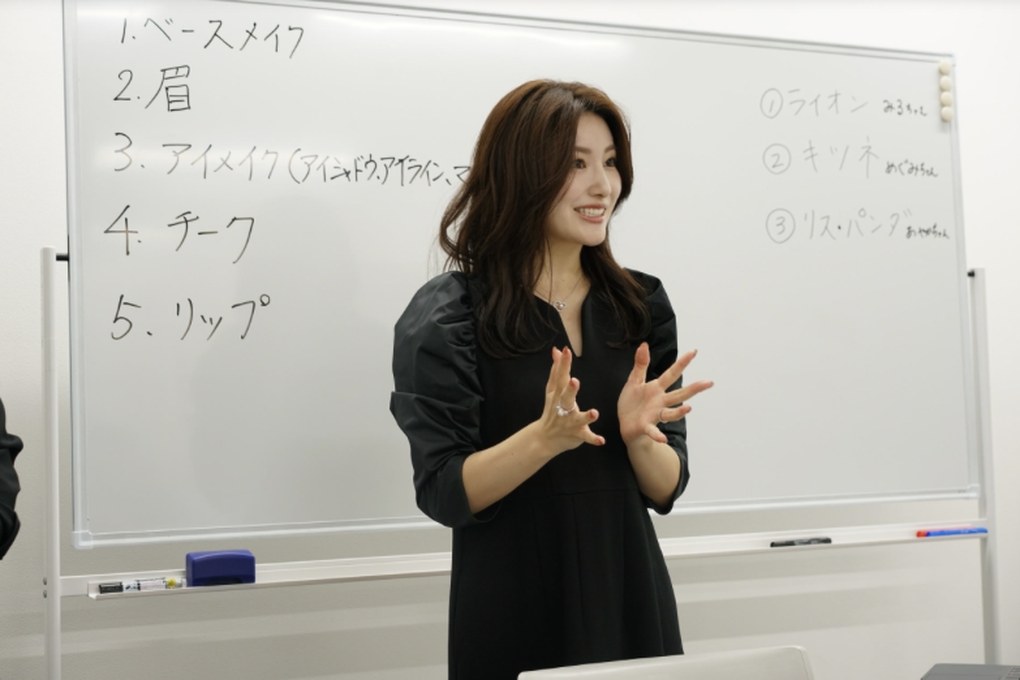 DAY2 メイク講座の様子